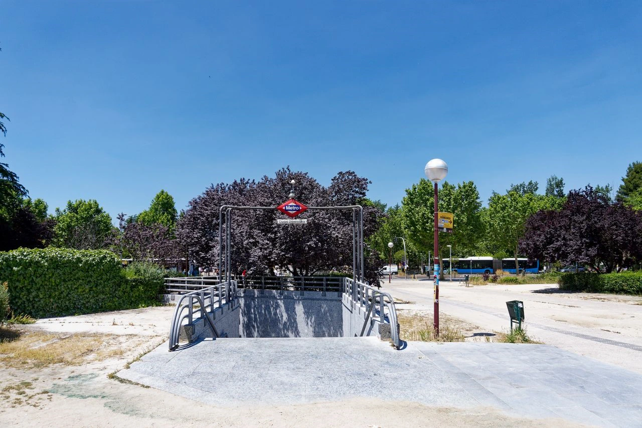 Universidad Complutense de Madrid (UCM)