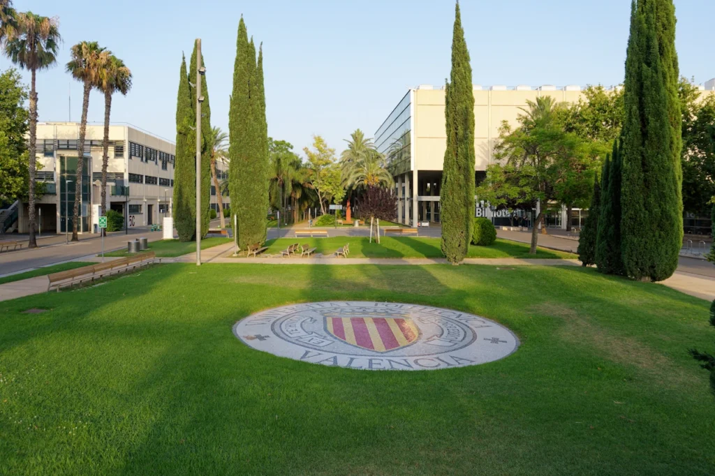 Étudier à València - Campus UPV - L'UPV (Universidad Politecnica de Valencia) - Plaza Central