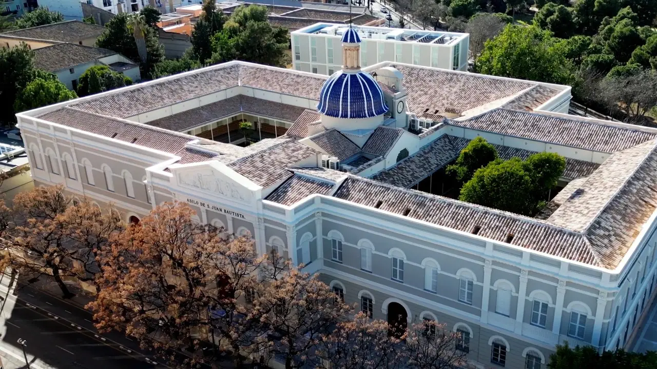 Universidad Europea Valencia - Campus Turia - Drone